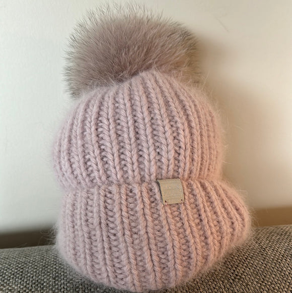 Mjuk Marshmallow Hat with Pom